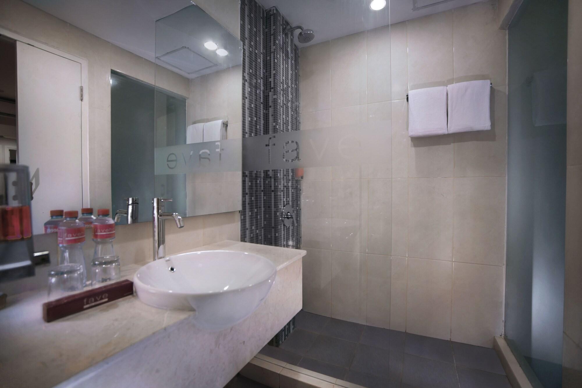 Favehotel Graha Agung Surabaya Exterior photo